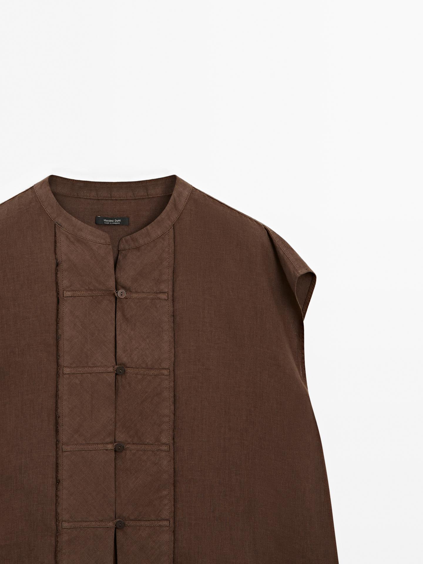 WAISTCOAT WITH BUTTONED CHEST DETAIL