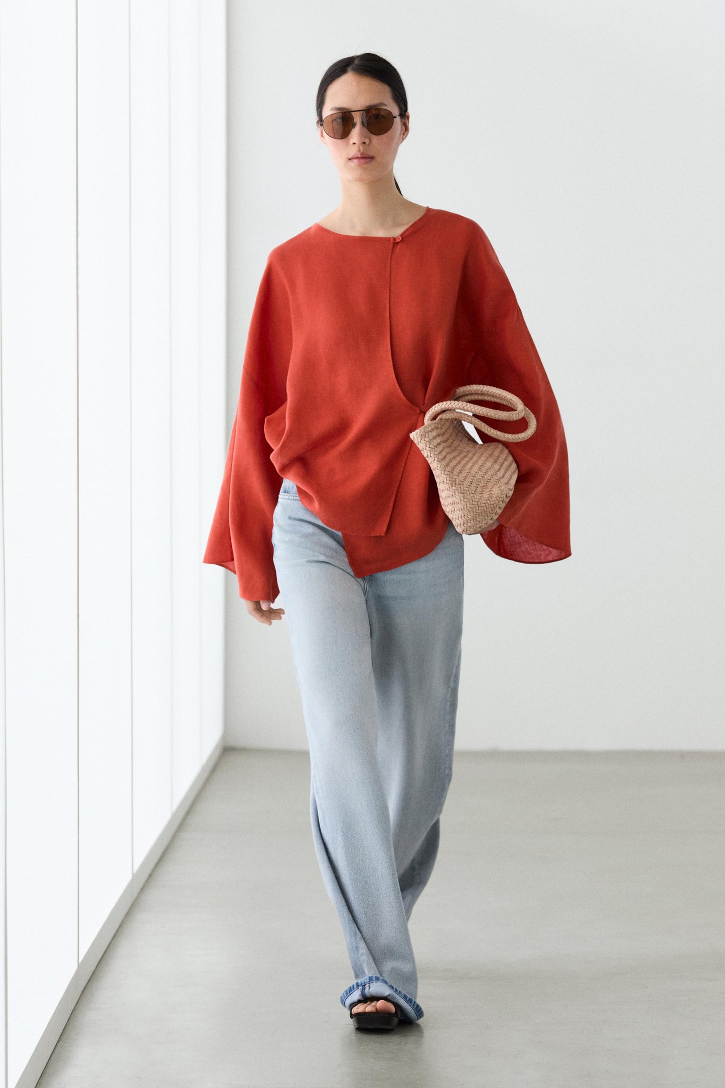 BLOUSE FLUIDE CROISÉE 100 % LIN