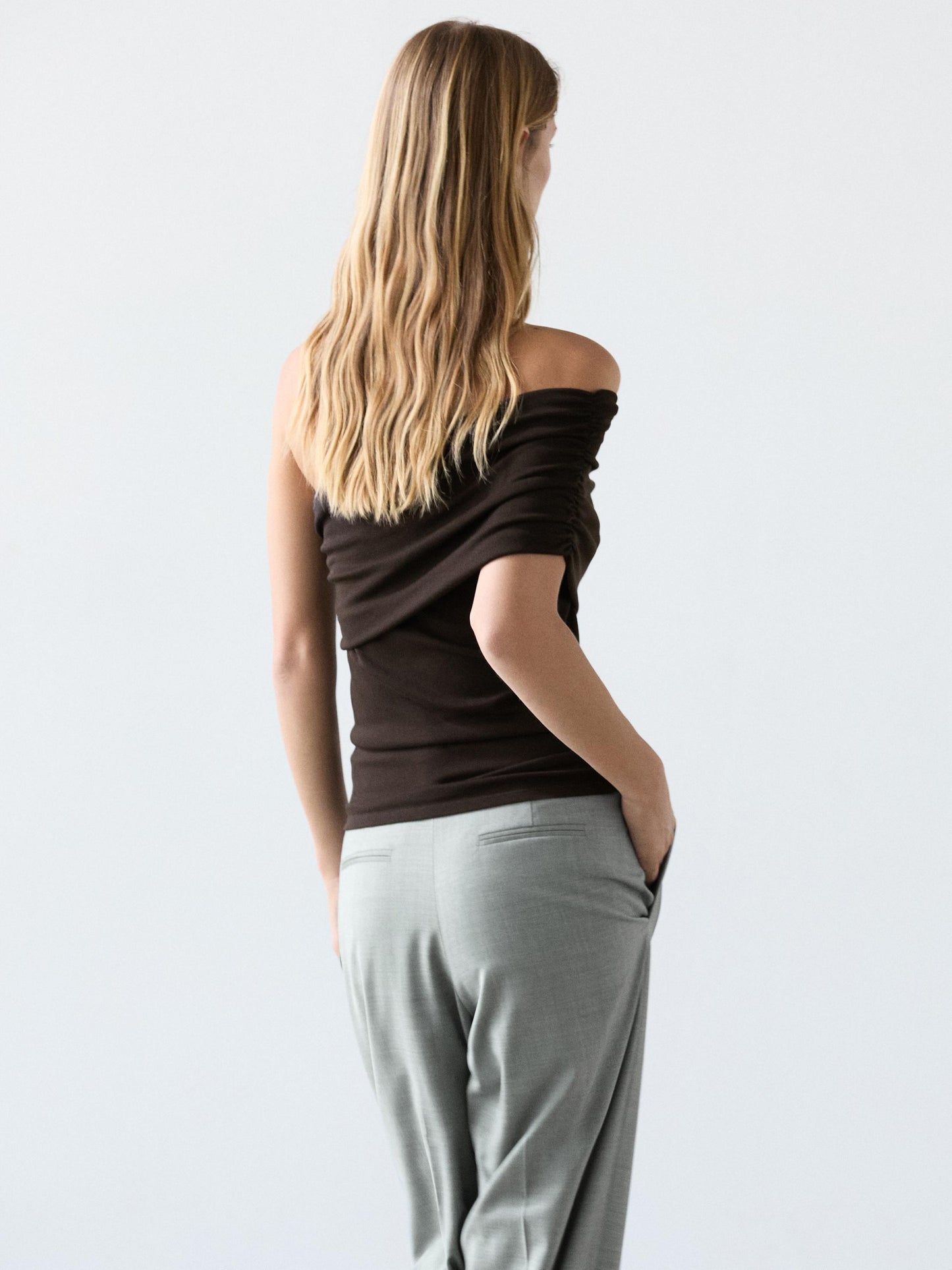 PANTALON FLUIDE À PINCES