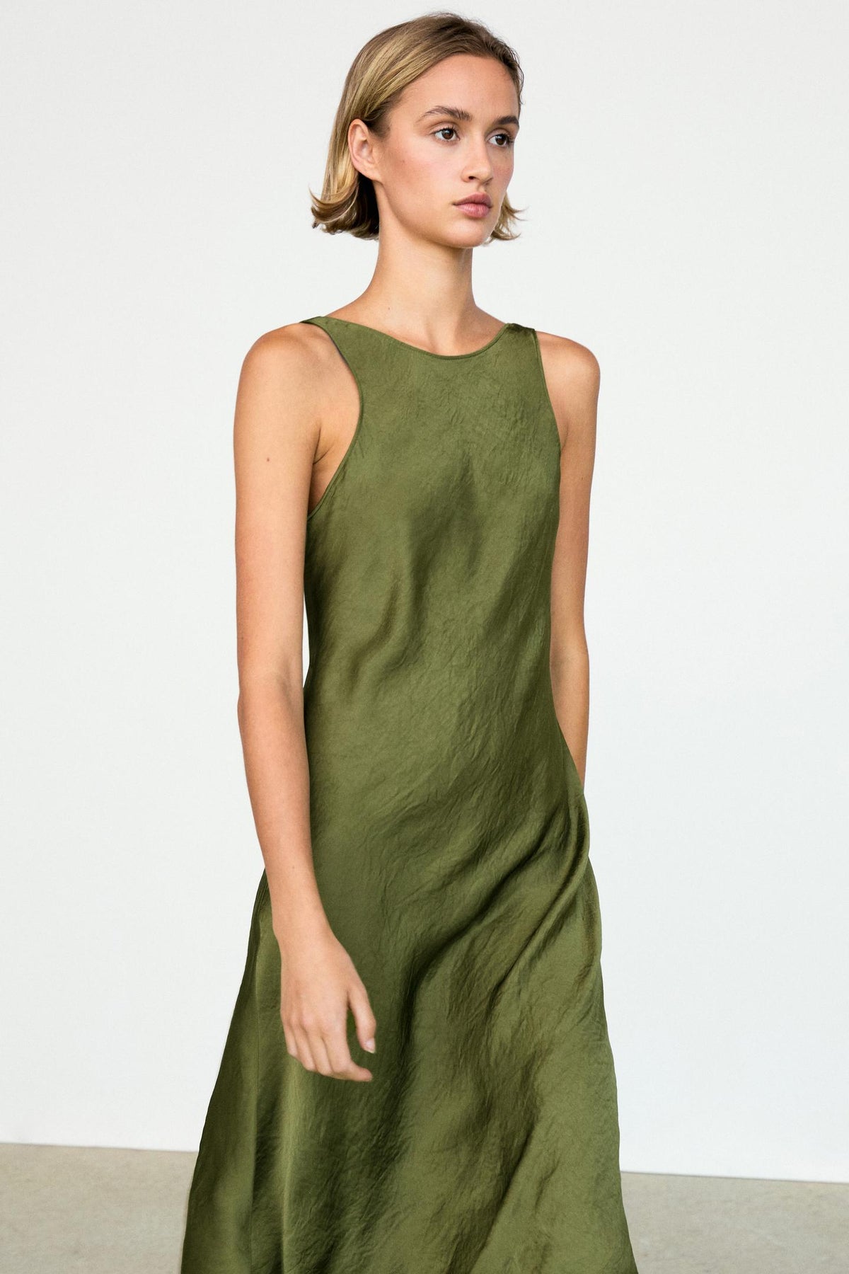 ROBE MIDI FLUIDE