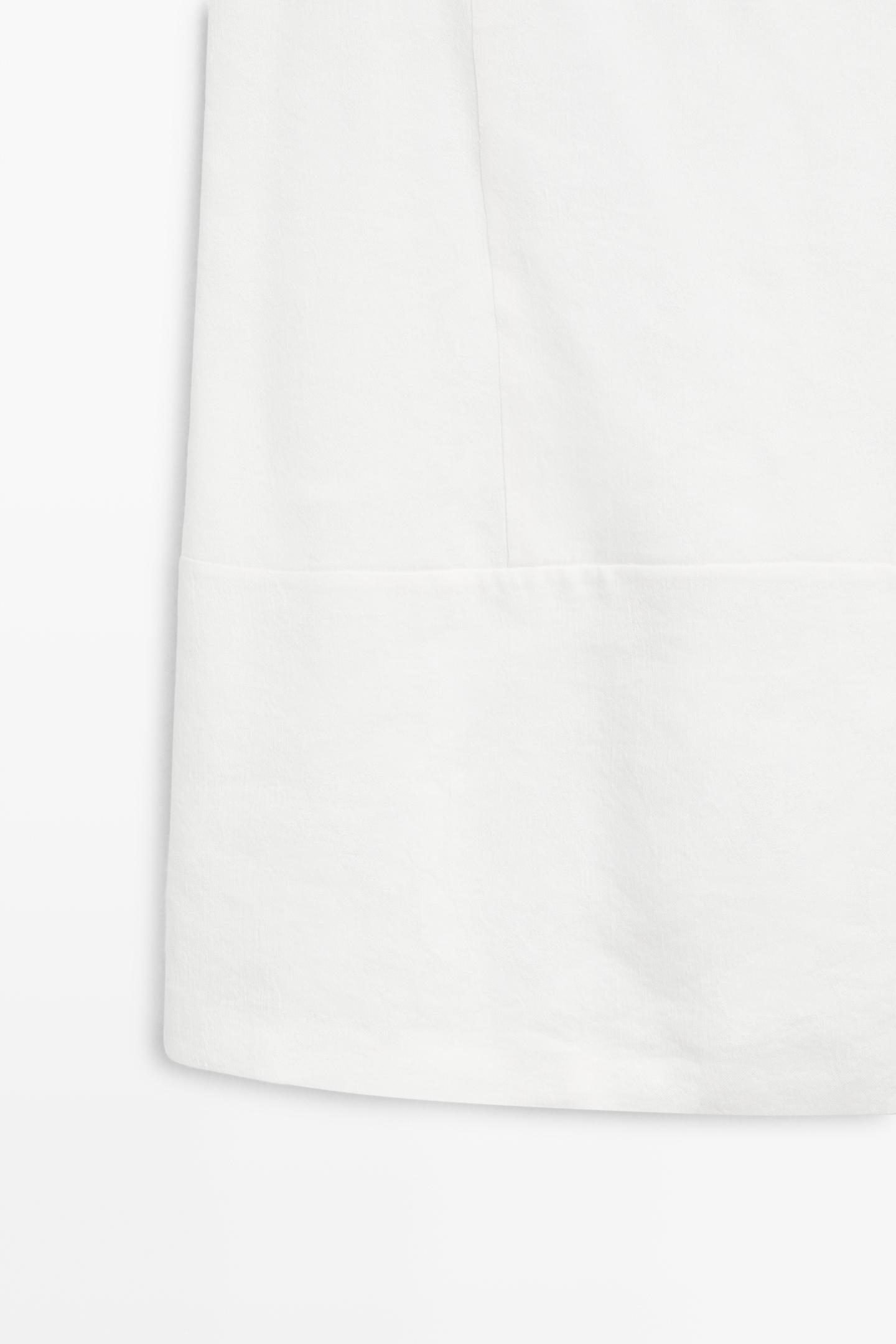 ROBE COURTE FLUIDE EN LIN