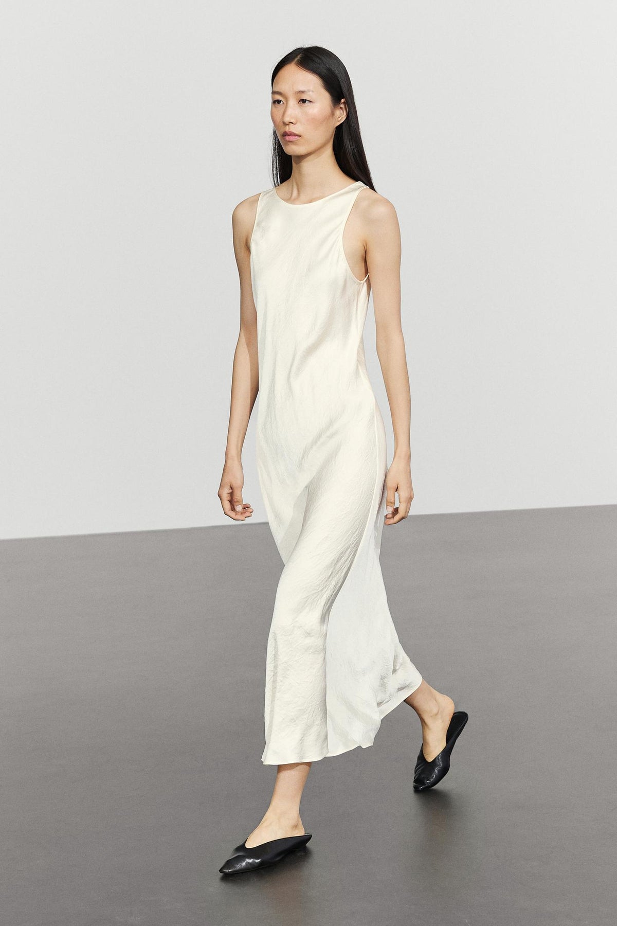 ROBE MIDI SATINÉE