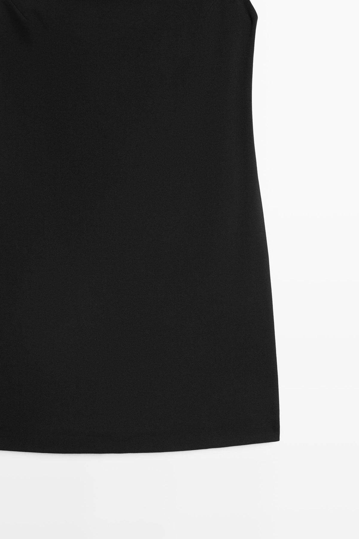 ROBE COURTE COL BATEAU