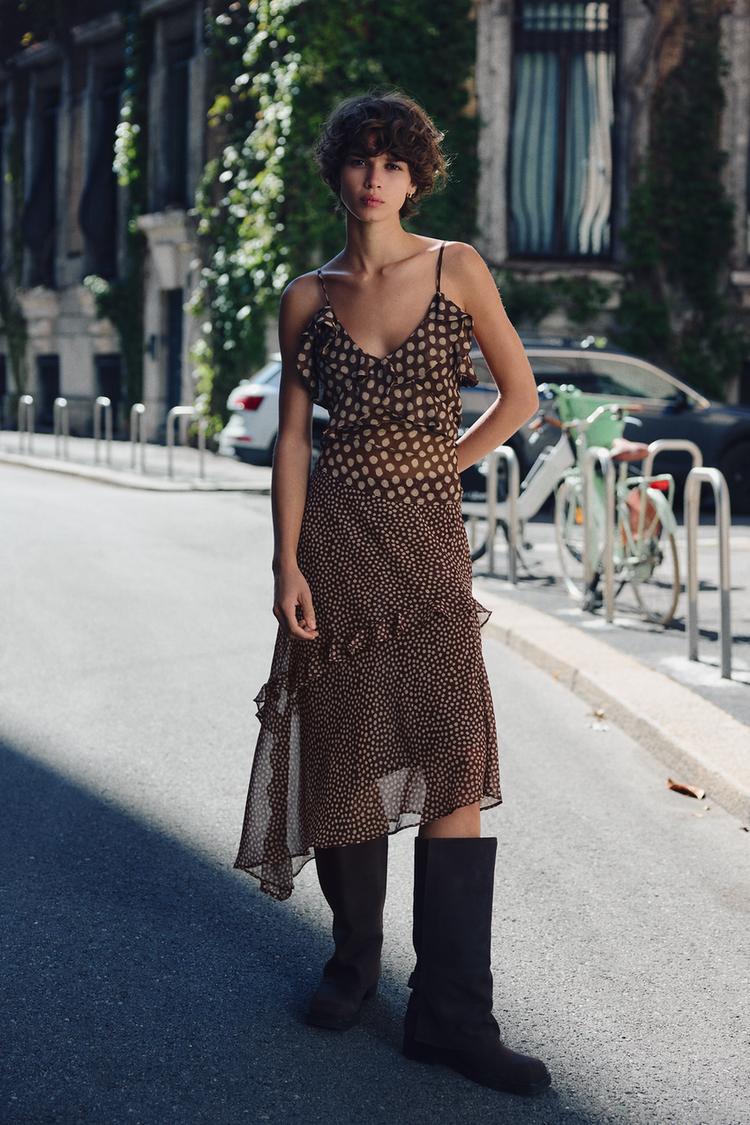 JUPE MIDI ASYMÉTRIQUE À POIS