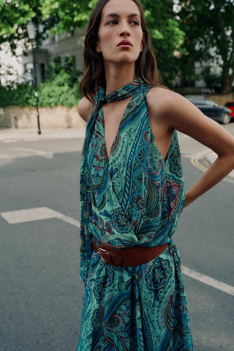 ENSEMBLE TOP IMPRIMÉ À NŒUD | JUPE IMPRIMÉE À CEINTURE
