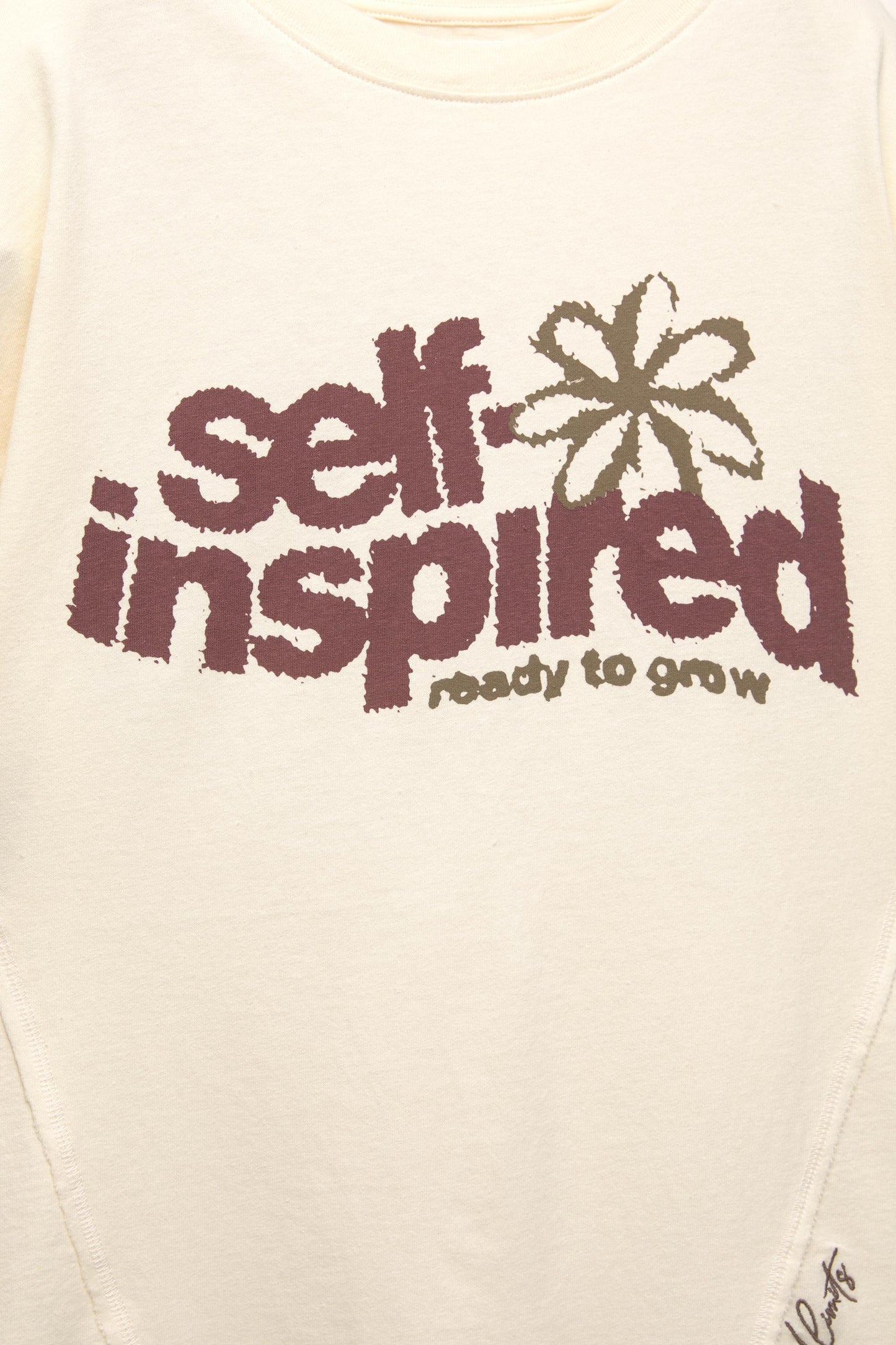 T-SHIRT WITH FLOWER 🌺🌹 PRINTED GRAPHIC