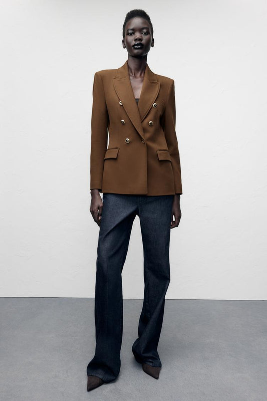 TAILORED DOUBLE-BREASTED BLAZER