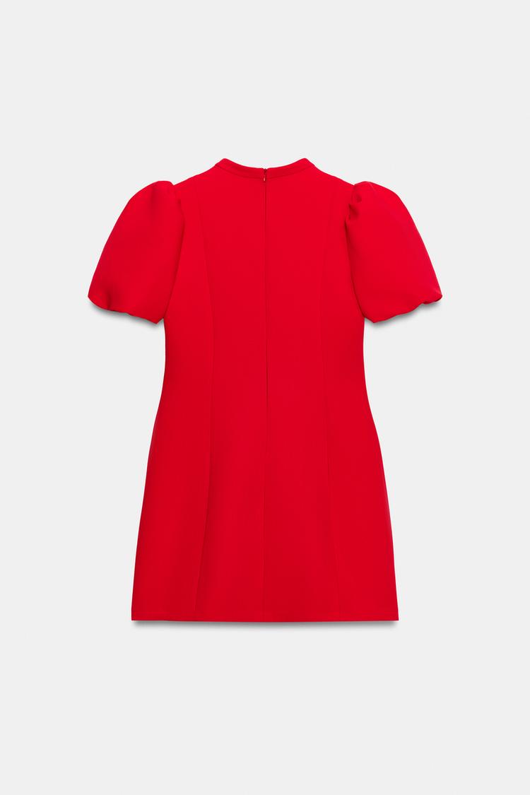 ROBE COURTE À MANCHES BOUFFANTES