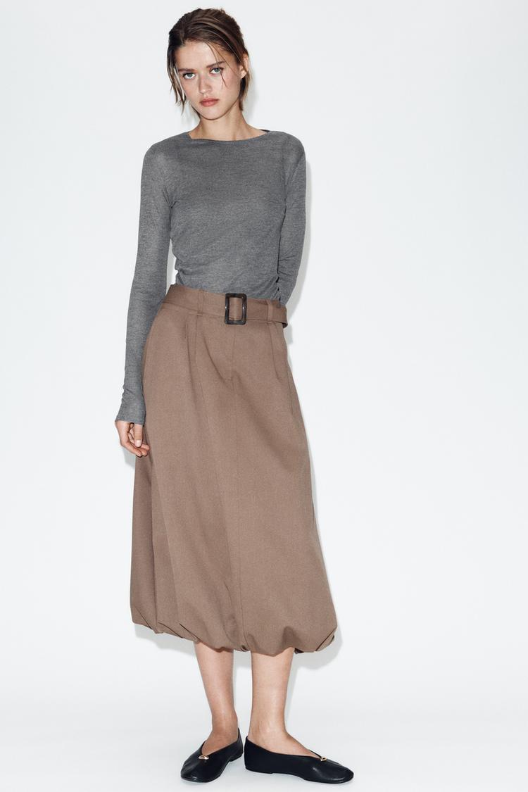 JUPE MIDI À CEINTURE ET COUPE BALLON