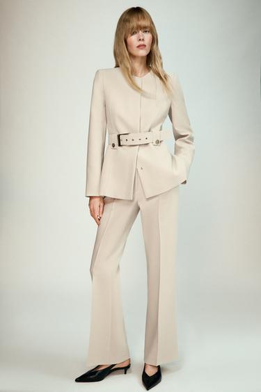 BLAZER TAILLÉE CEINTURÉE