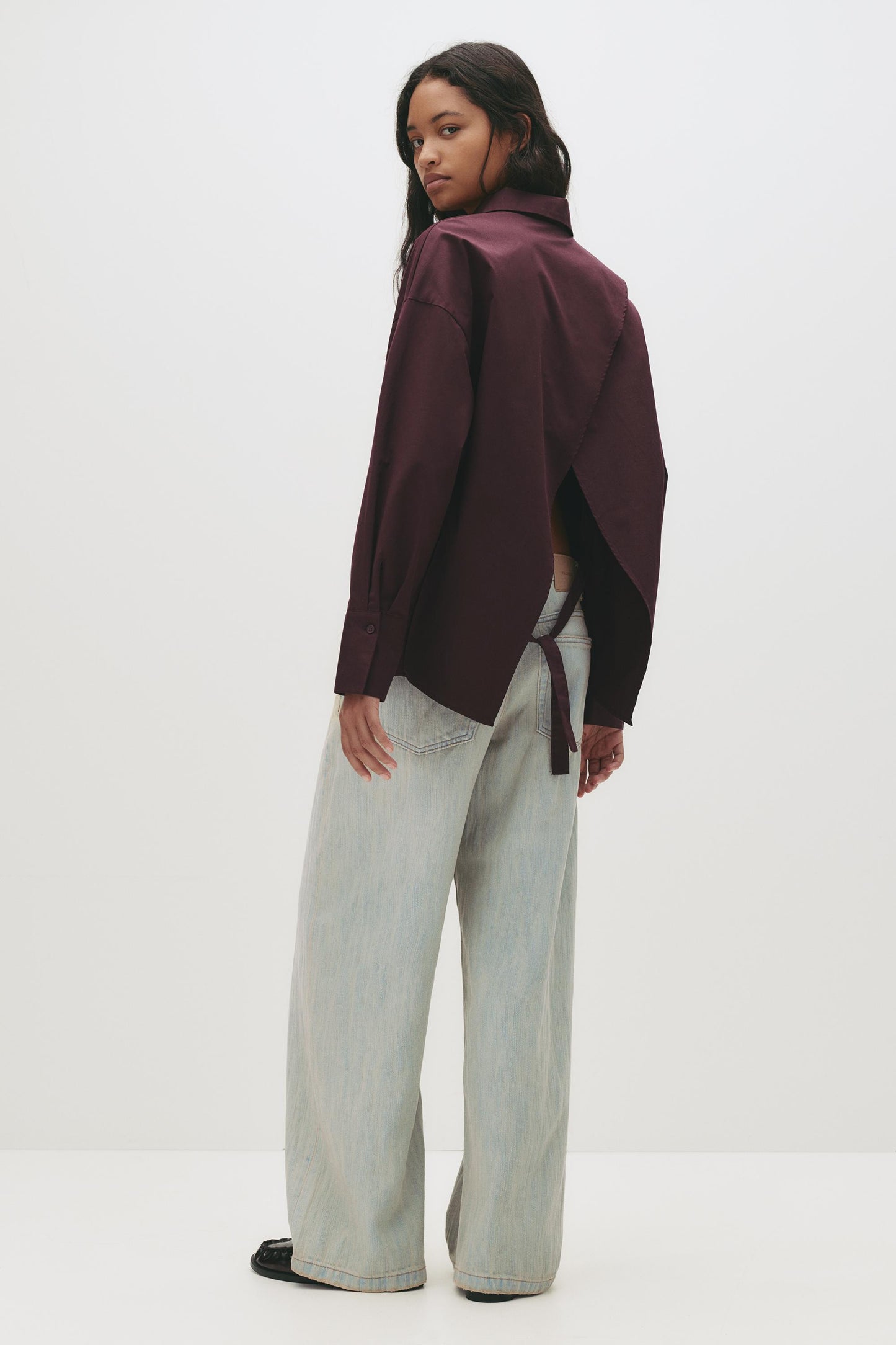 CHEMISE À DOS CROISÉ