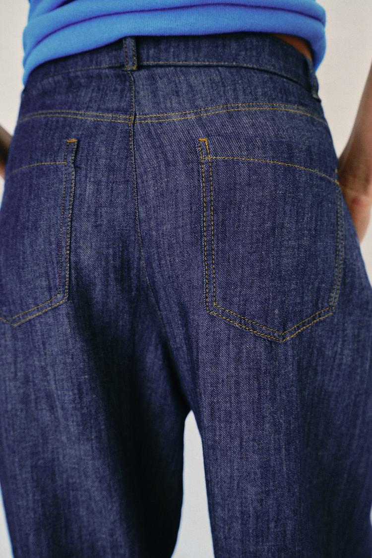 PANTALON À PLIS AVEC LIN