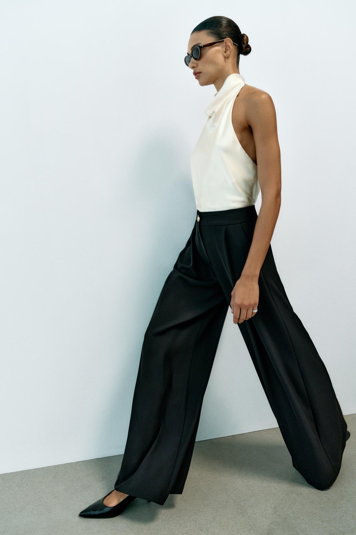 PANTALON PALAZZO À BOUTON DORÉ
