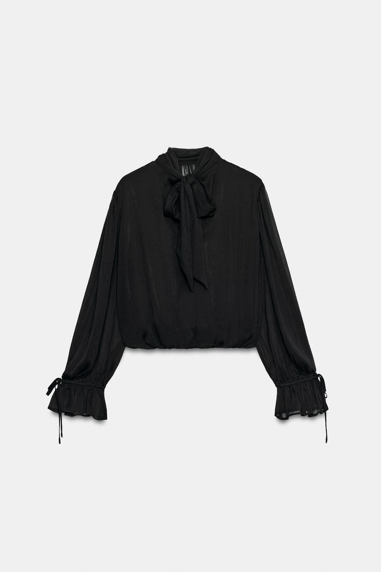TOP DRAPÉ AVEC LACET ARRIÈRE