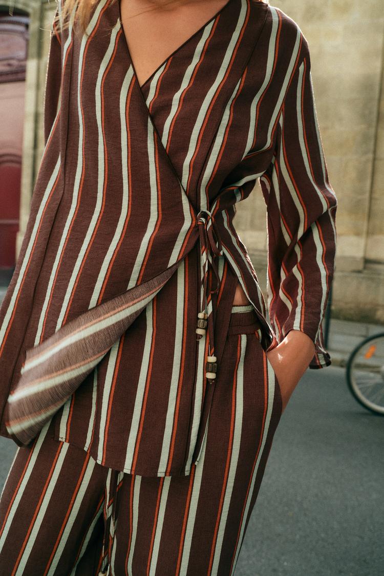 ENSEMBLE VESTE CROISÉE | PANTALON LARGE À RAYURES