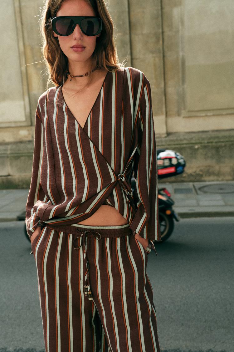 ENSEMBLE VESTE CROISÉE | PANTALON LARGE À RAYURES