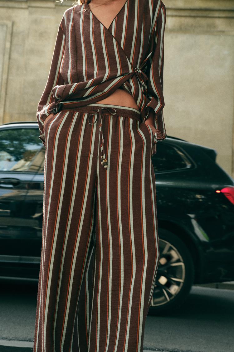 ENSEMBLE VESTE CROISÉE | PANTALON LARGE À RAYURES