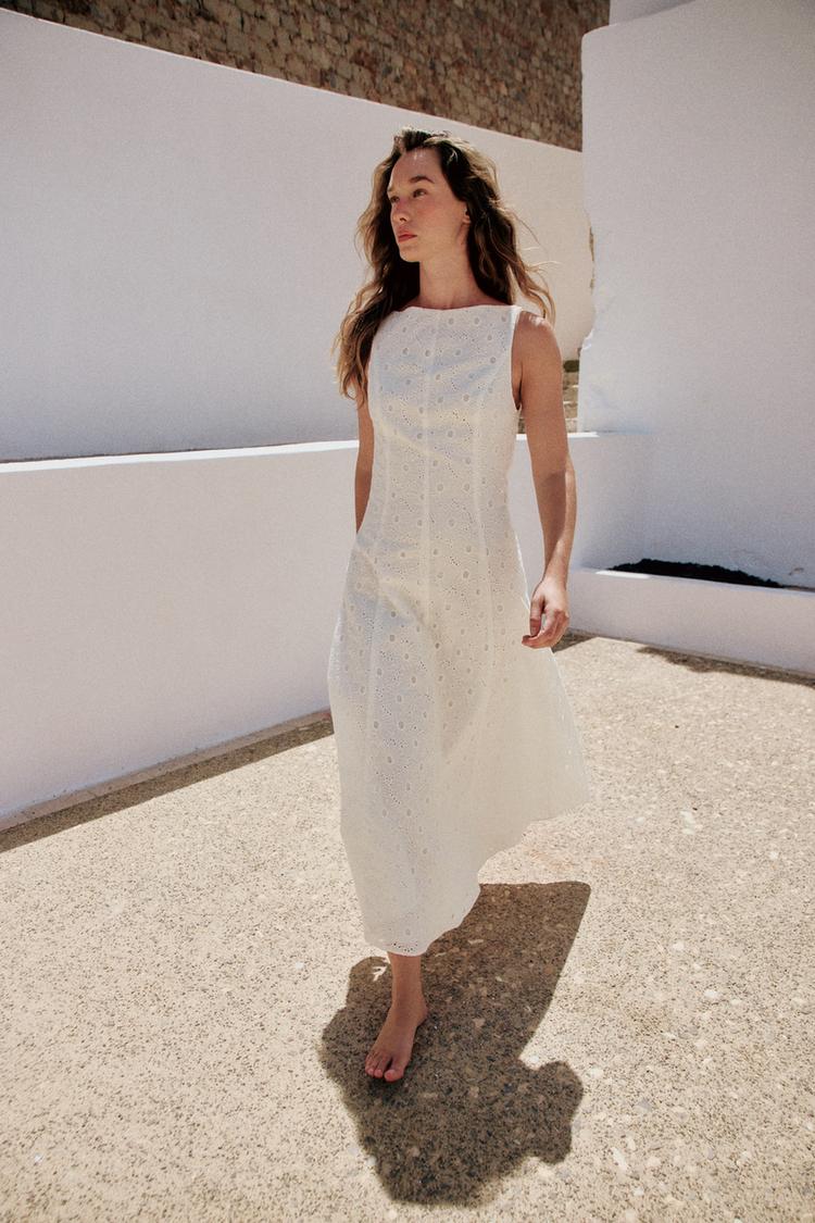 ROBE MIDI À BRODERIES AJOURÉES