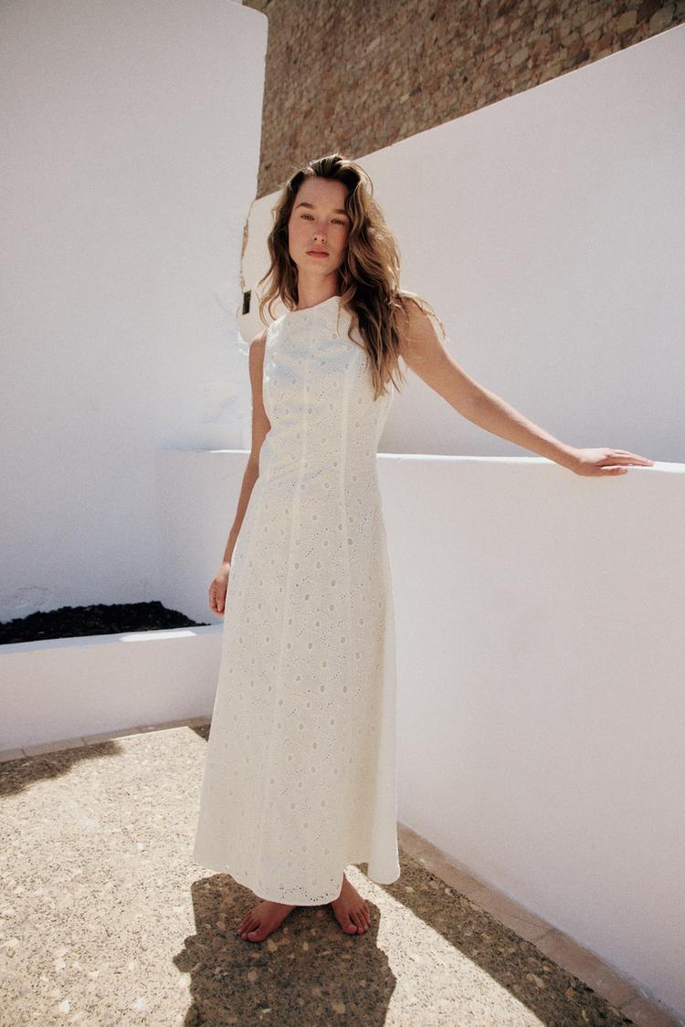 ROBE MIDI À BRODERIES AJOURÉES
