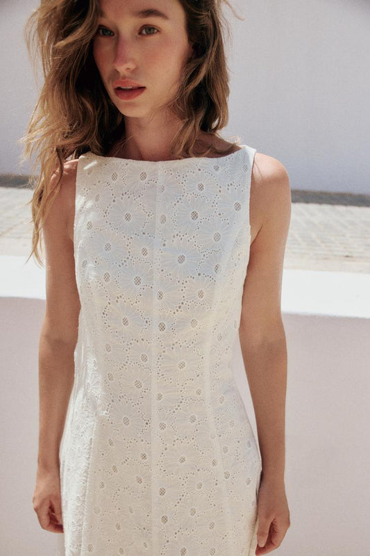 ROBE MIDI À BRODERIES AJOURÉES