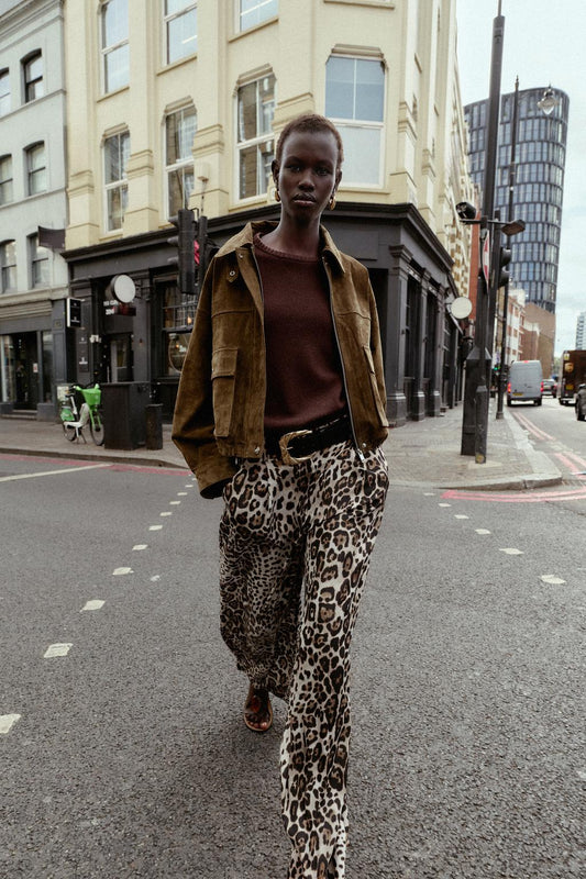 PANTALON LARGE SATINÉ