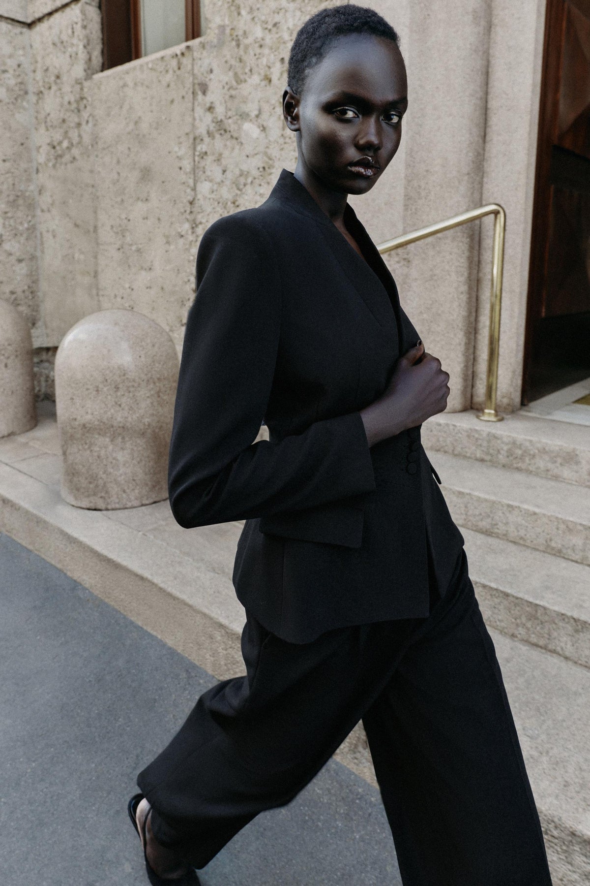 ENSEMBLE VESTE AJUSTÉE PEPLUM | PANTALON DROIT TAILLE HAUTE