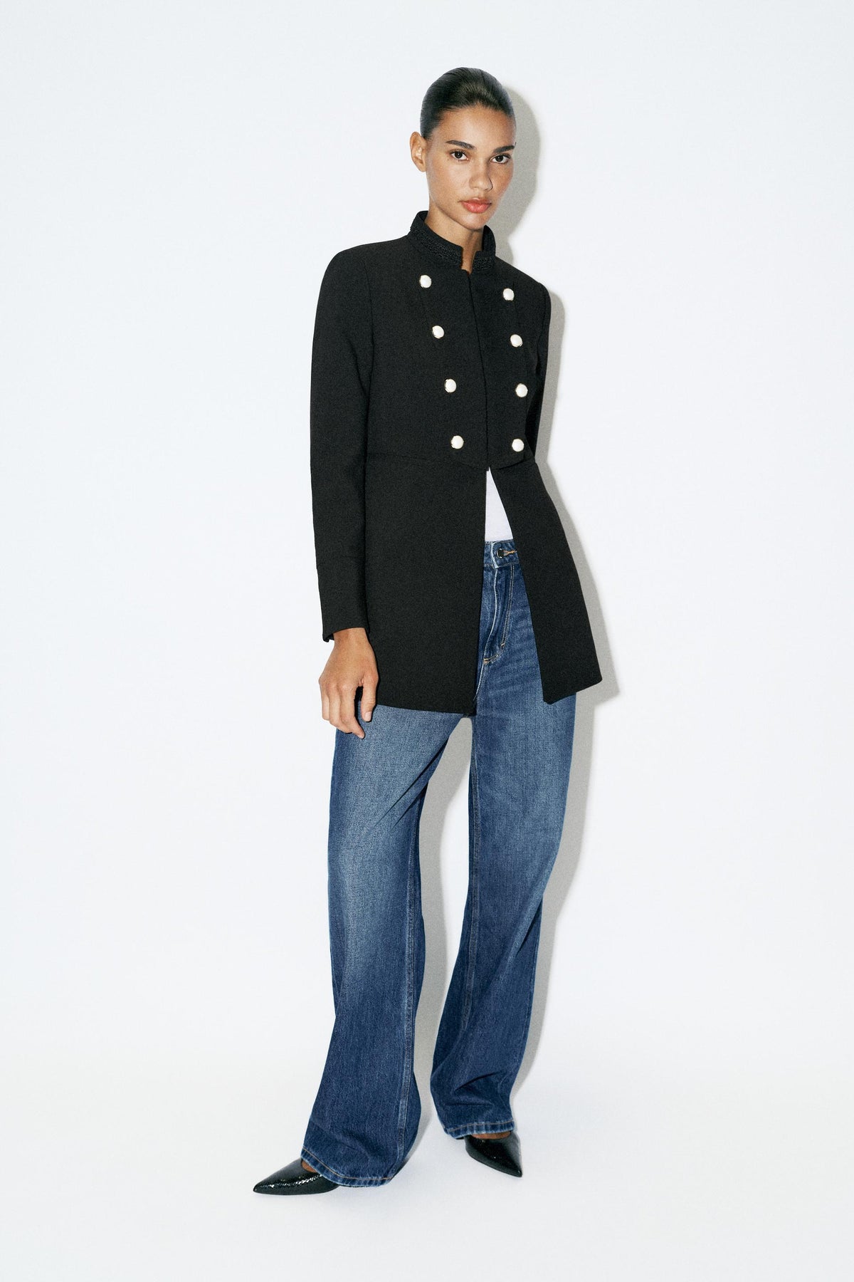 MANTEAU CINTRÉ À BOUTONS