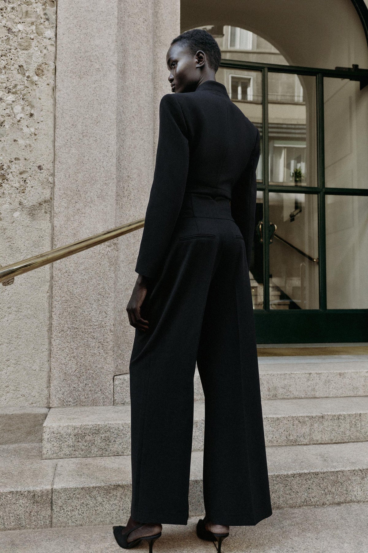 ENSEMBLE VESTE AJUSTÉE PEPLUM | PANTALON DROIT TAILLE HAUTE