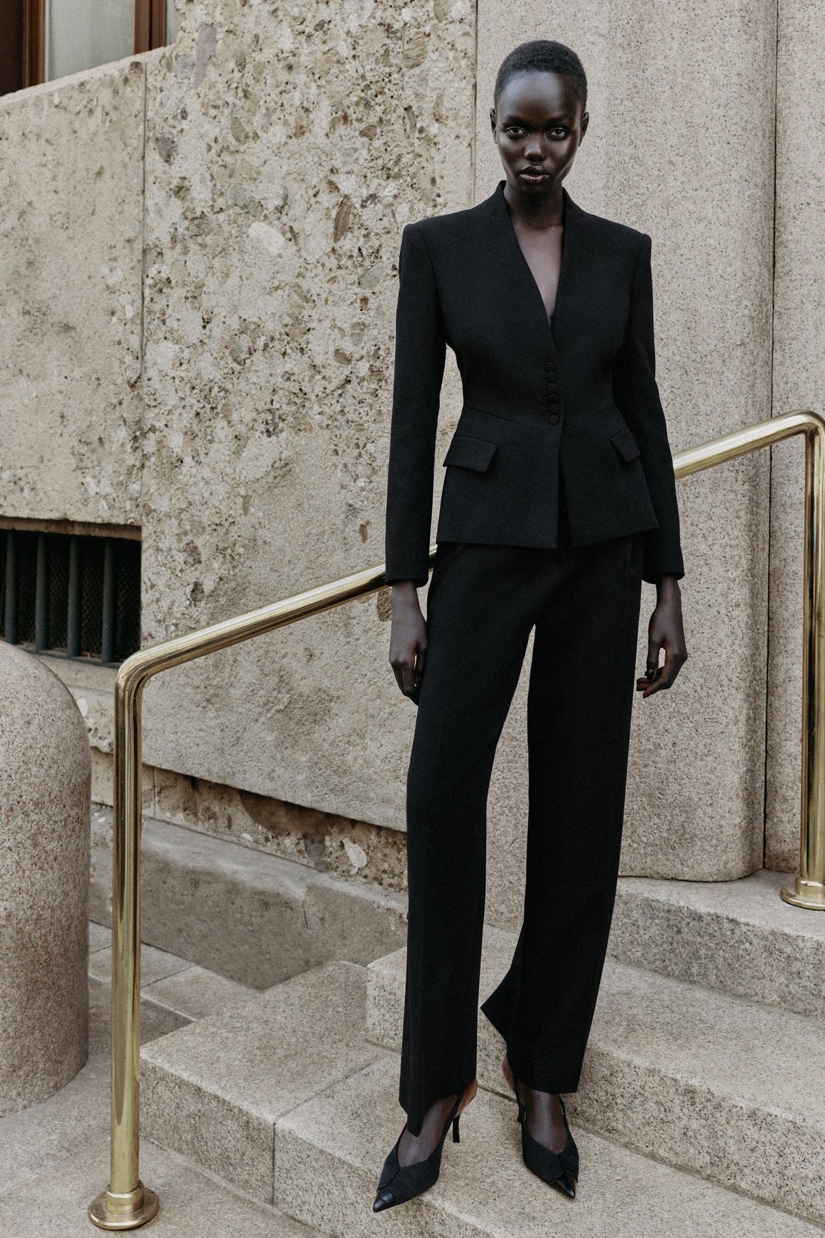 ENSEMBLE VESTE AJUSTÉE PEPLUM | PANTALON DROIT TAILLE HAUTE