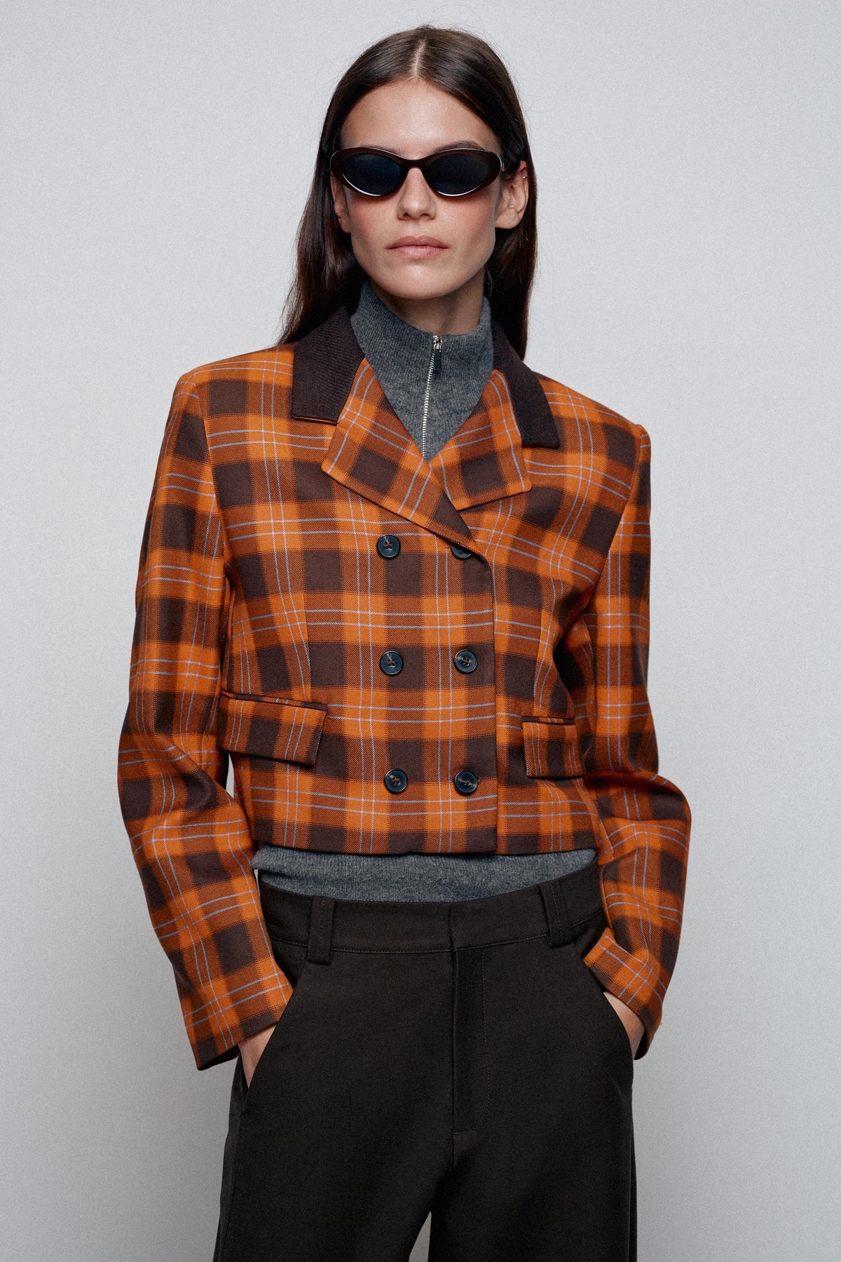 VESTE COURTE À CARREAUX