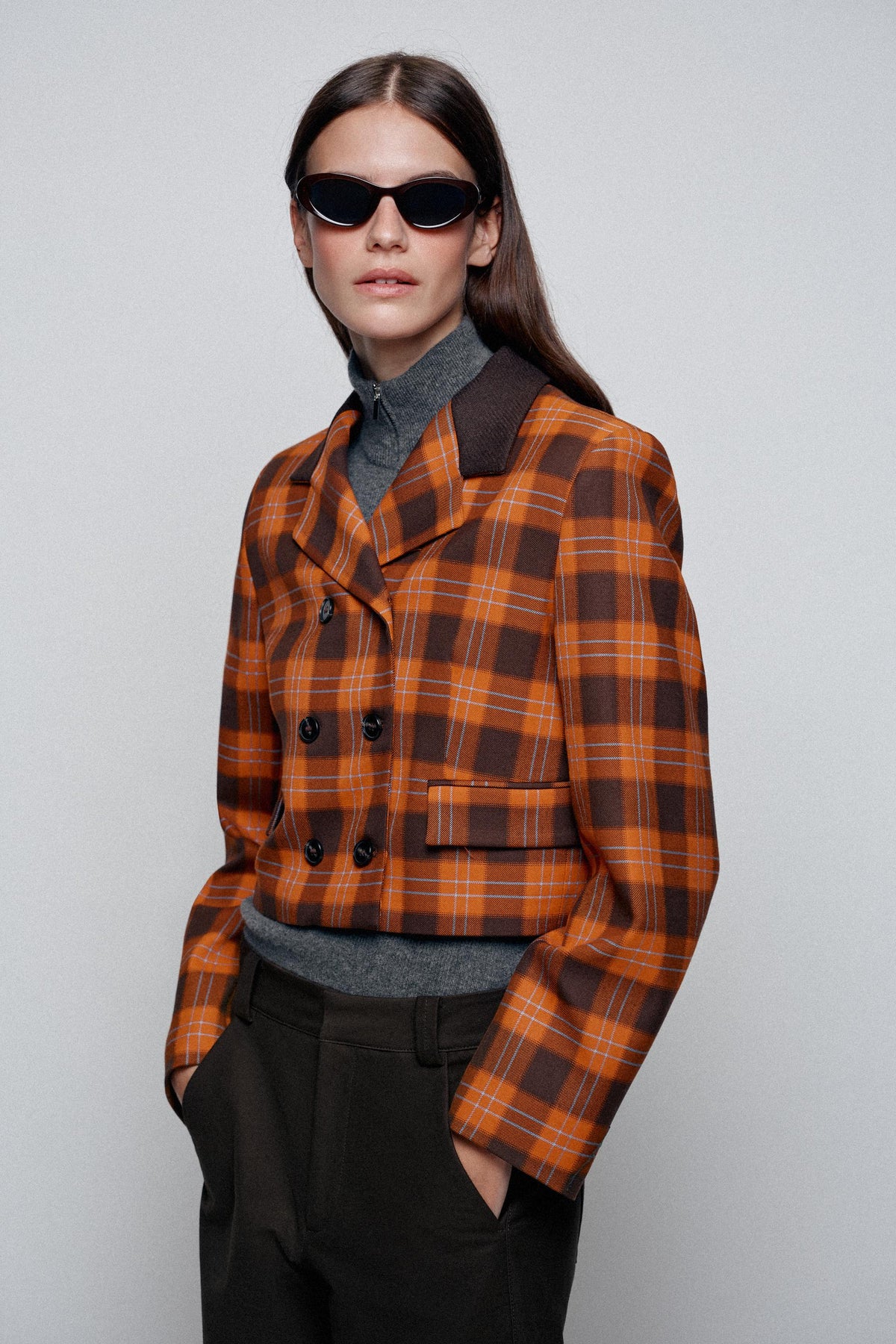 VESTE COURTE À CARREAUX