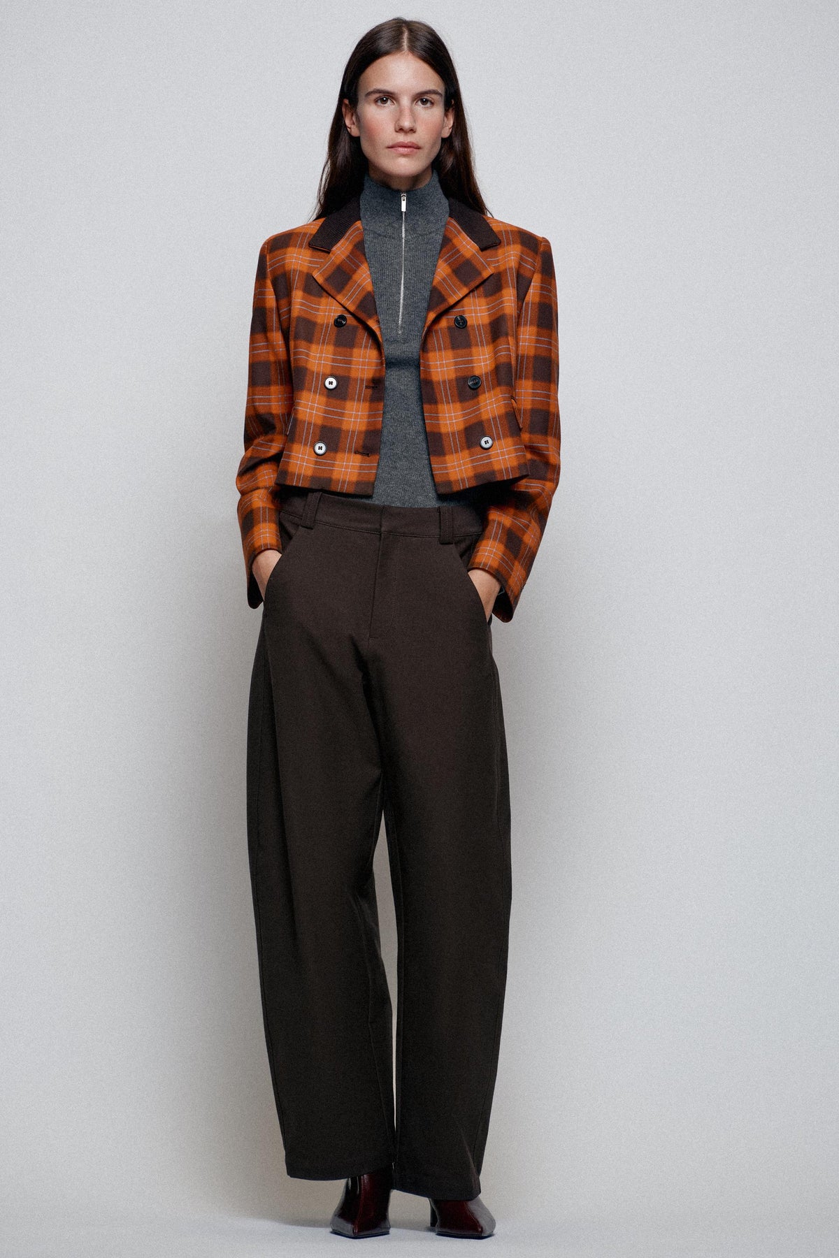 VESTE COURTE À CARREAUX