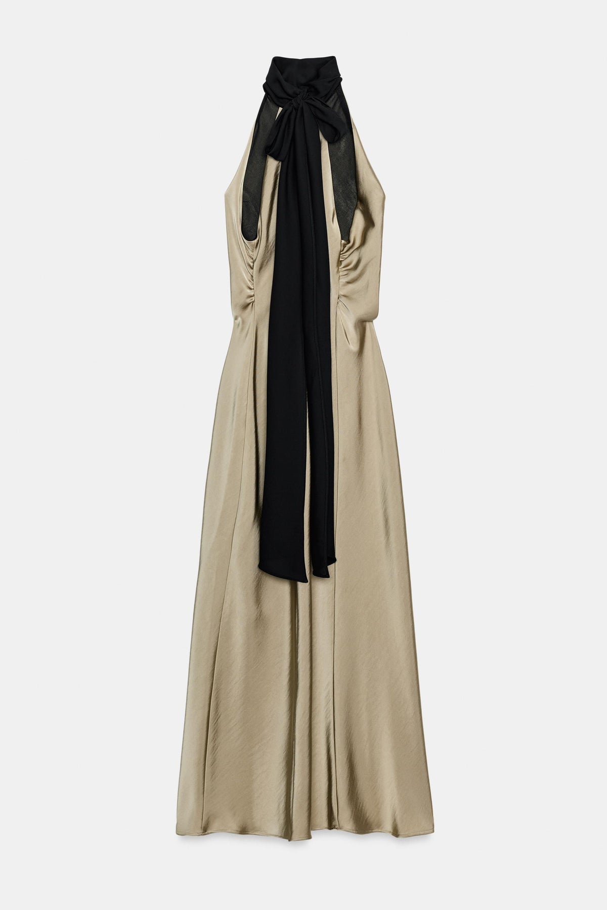 ROBE HALTER COMBINÉE AVEC NŒUD