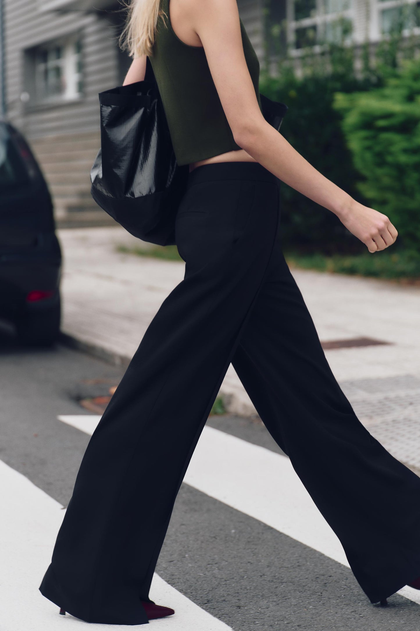 PANTALON LARGE BAS A FENTES