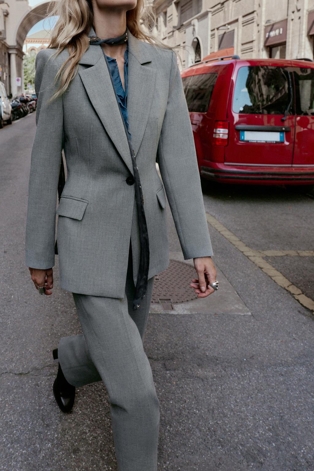 BLAZER TAILLÉE UN BOUTON