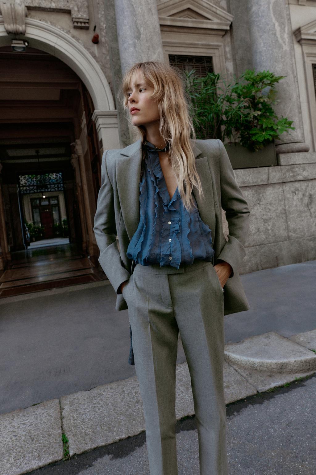 PANTALON FLARE TAILLE BASSE