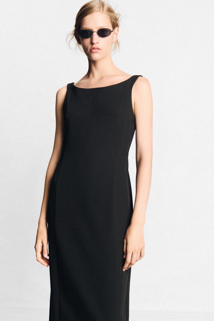 ROBE MI-LONGUE À ENCOLURE BATEAU