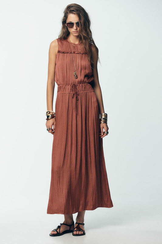 ROBE MIDI SATINÉE VOLANT DOS