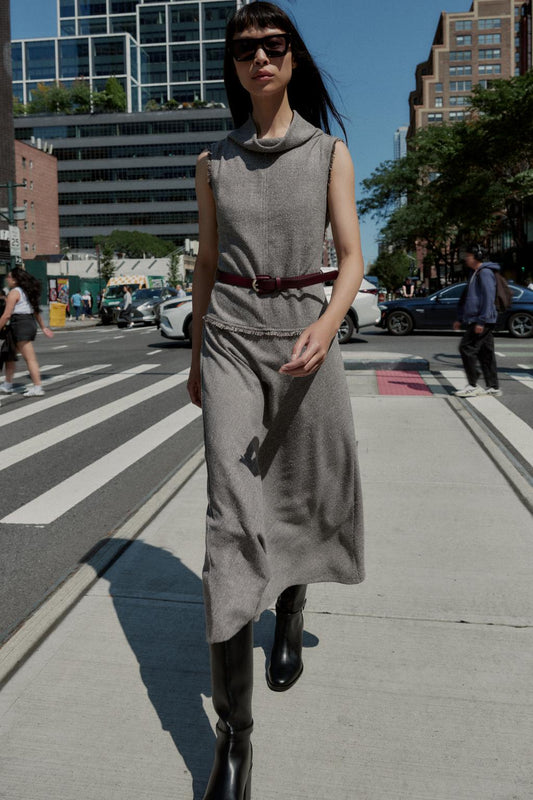 ROBE MI-LONGUE STRUCTURÉE CEINTURE