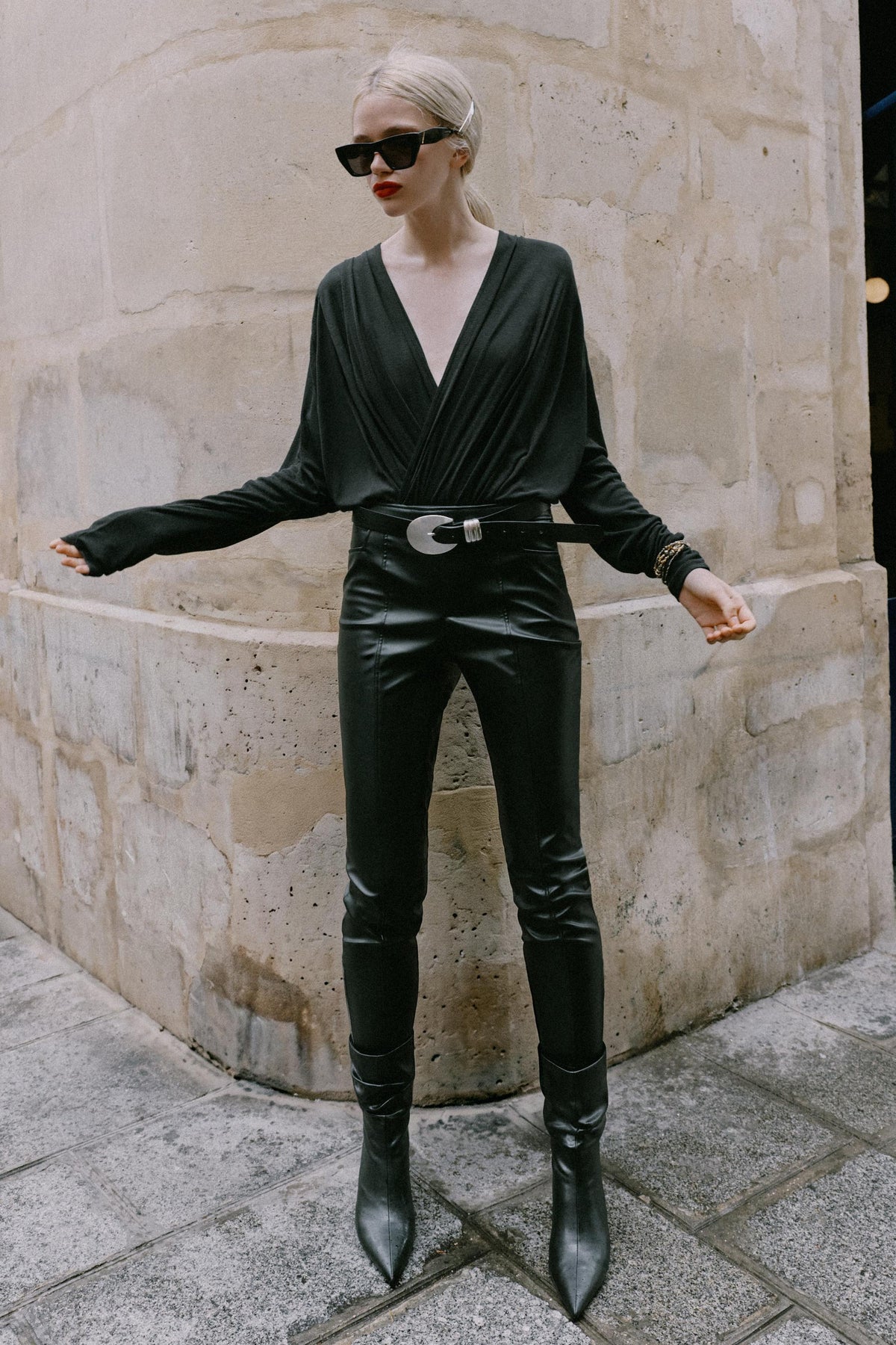 PANTALON MATIÈRE SYNTHÉTIQUE BAS ZIPS