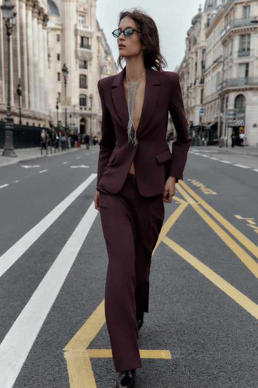 VESTE AJUSTÉE À ÉPAULETTES