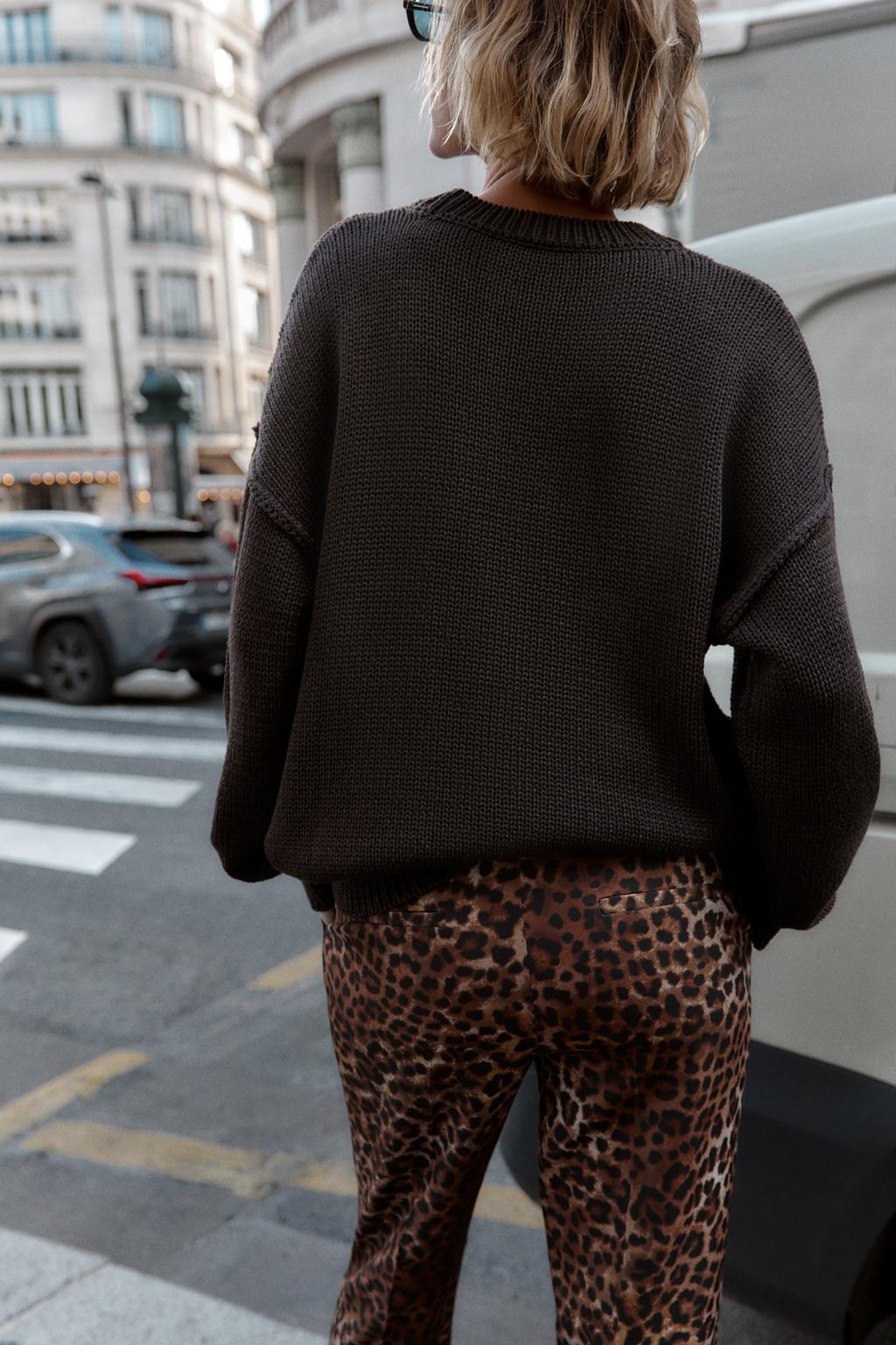 PANTALON FLARE À IMPRIMÉ ANIMAL