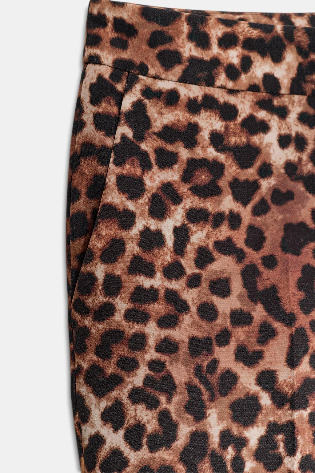 PANTALON FLARE À IMPRIMÉ ANIMAL