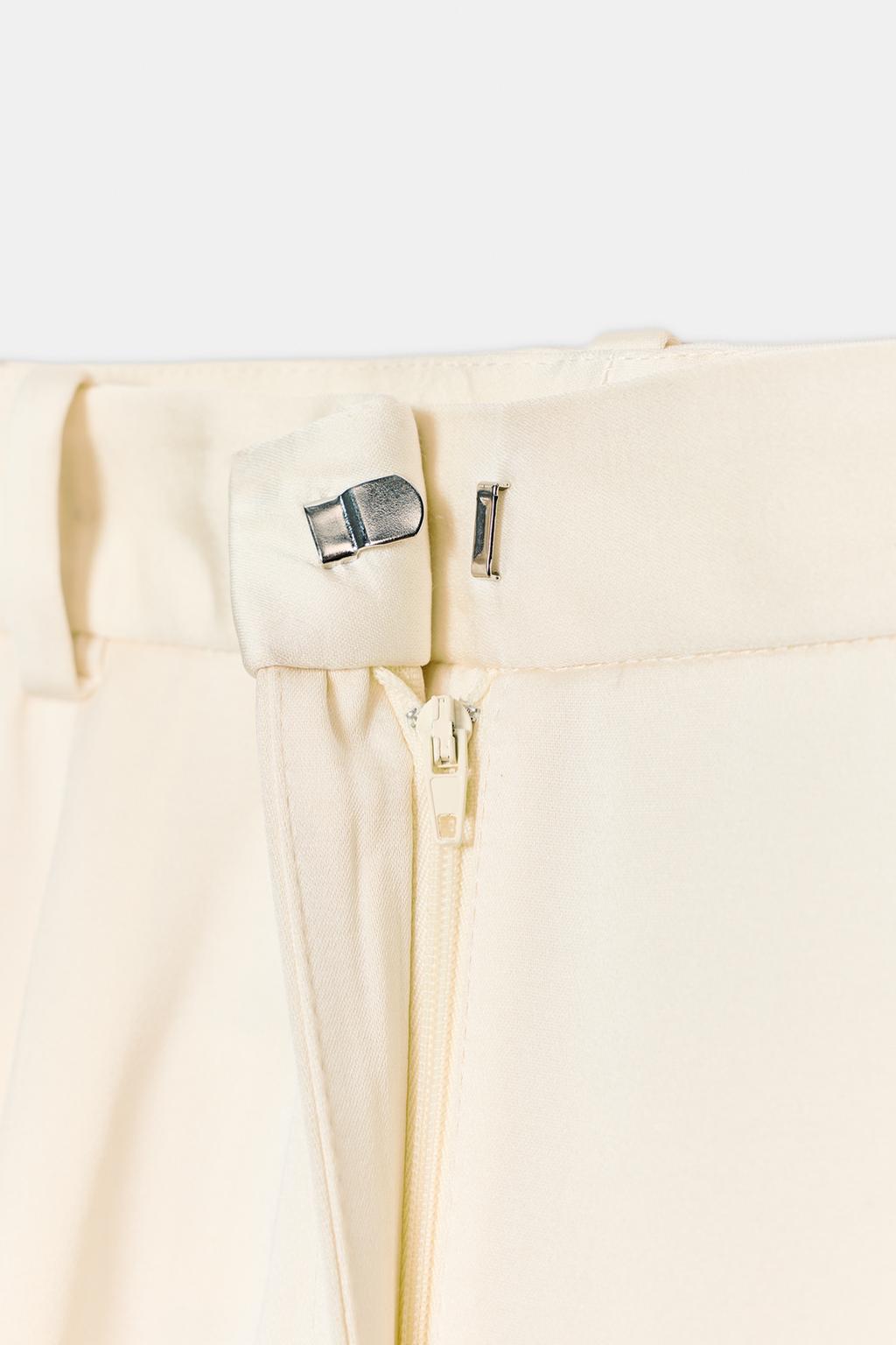 PANTALON DROIT À PINCES