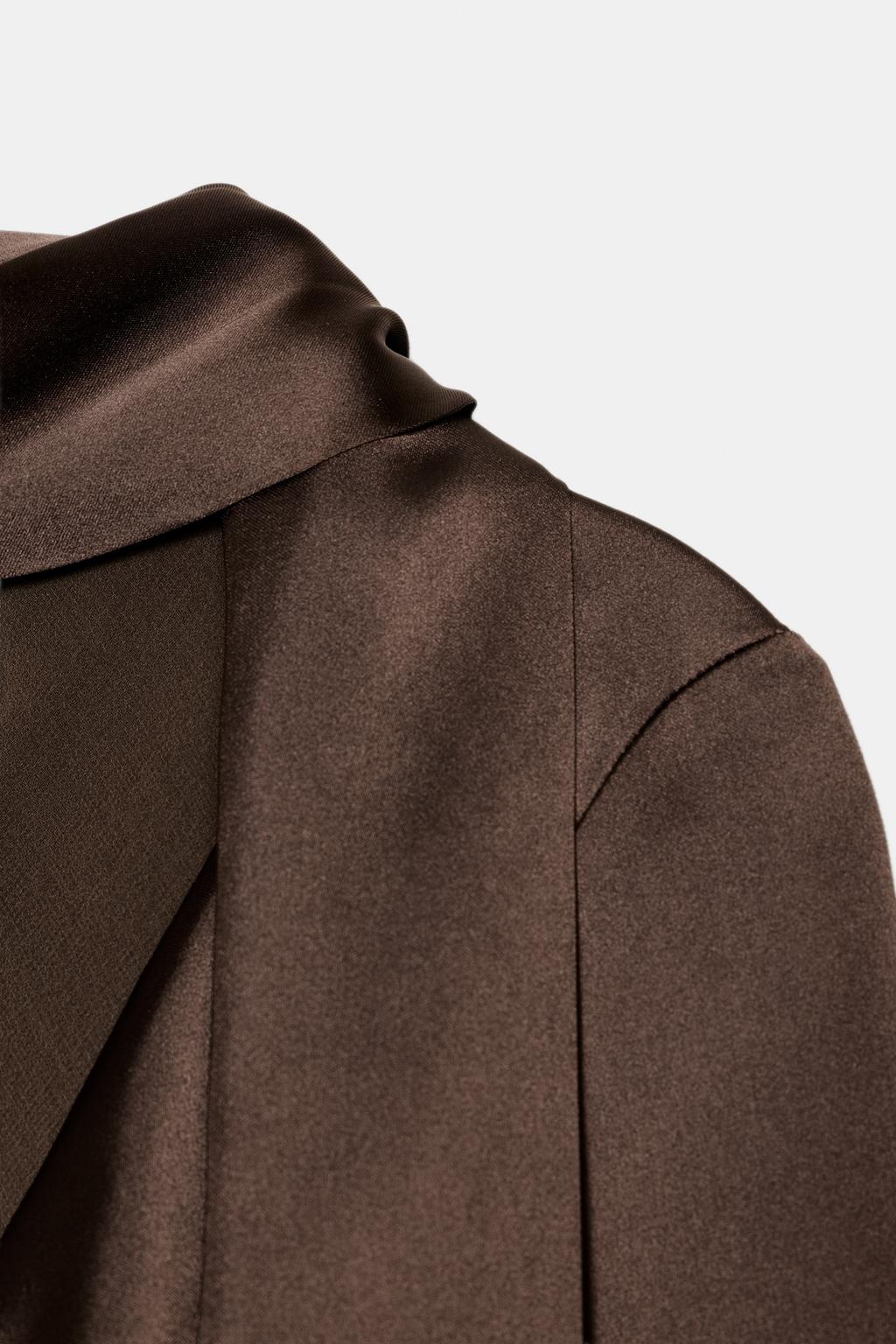 ROBE SATINÉE FOULARD