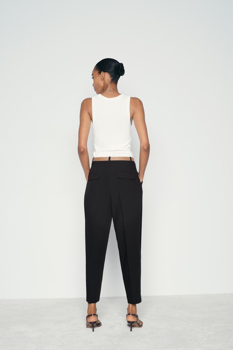 PANTALON À PLIS SANS CEINTURE