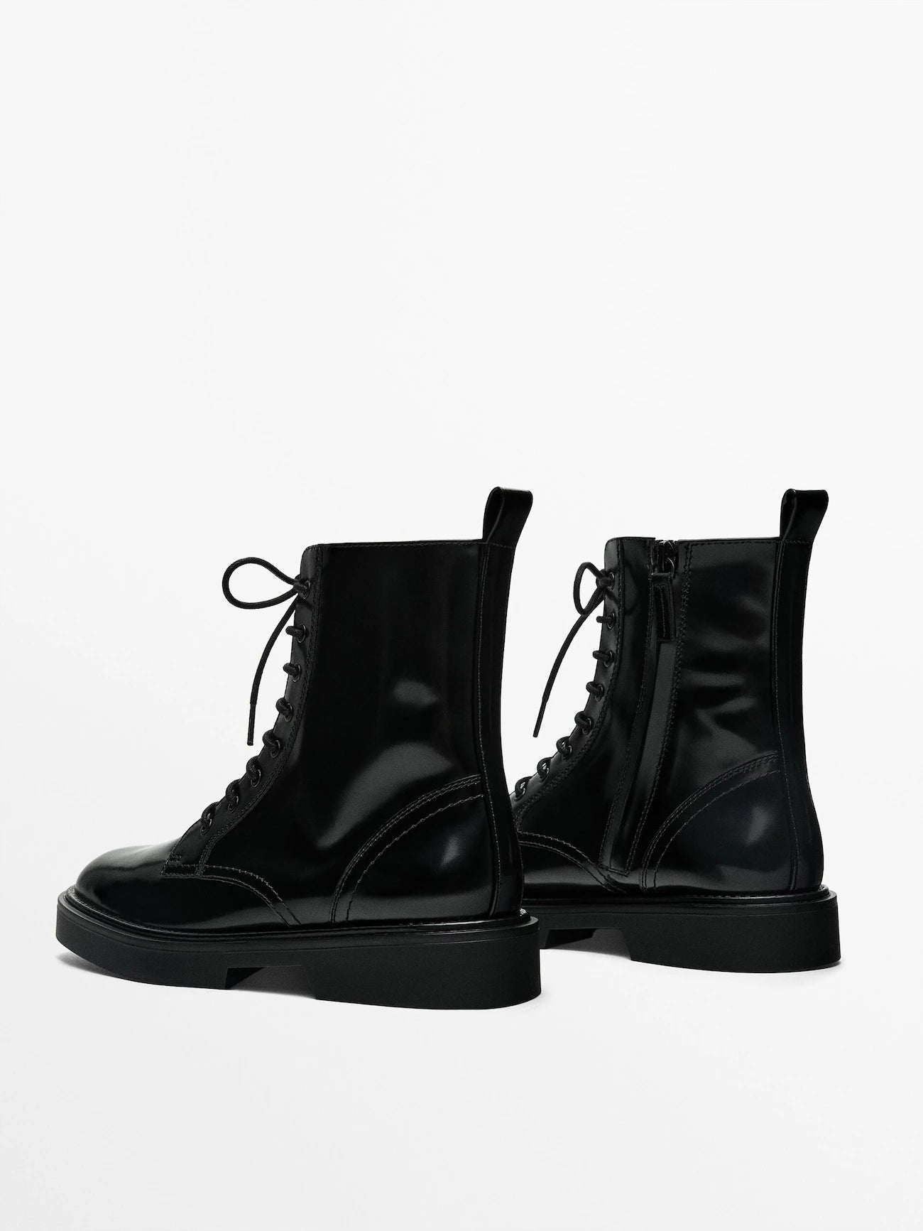 MASSIMO DUTTI BOTTINES À LACETS CUIR VERNI