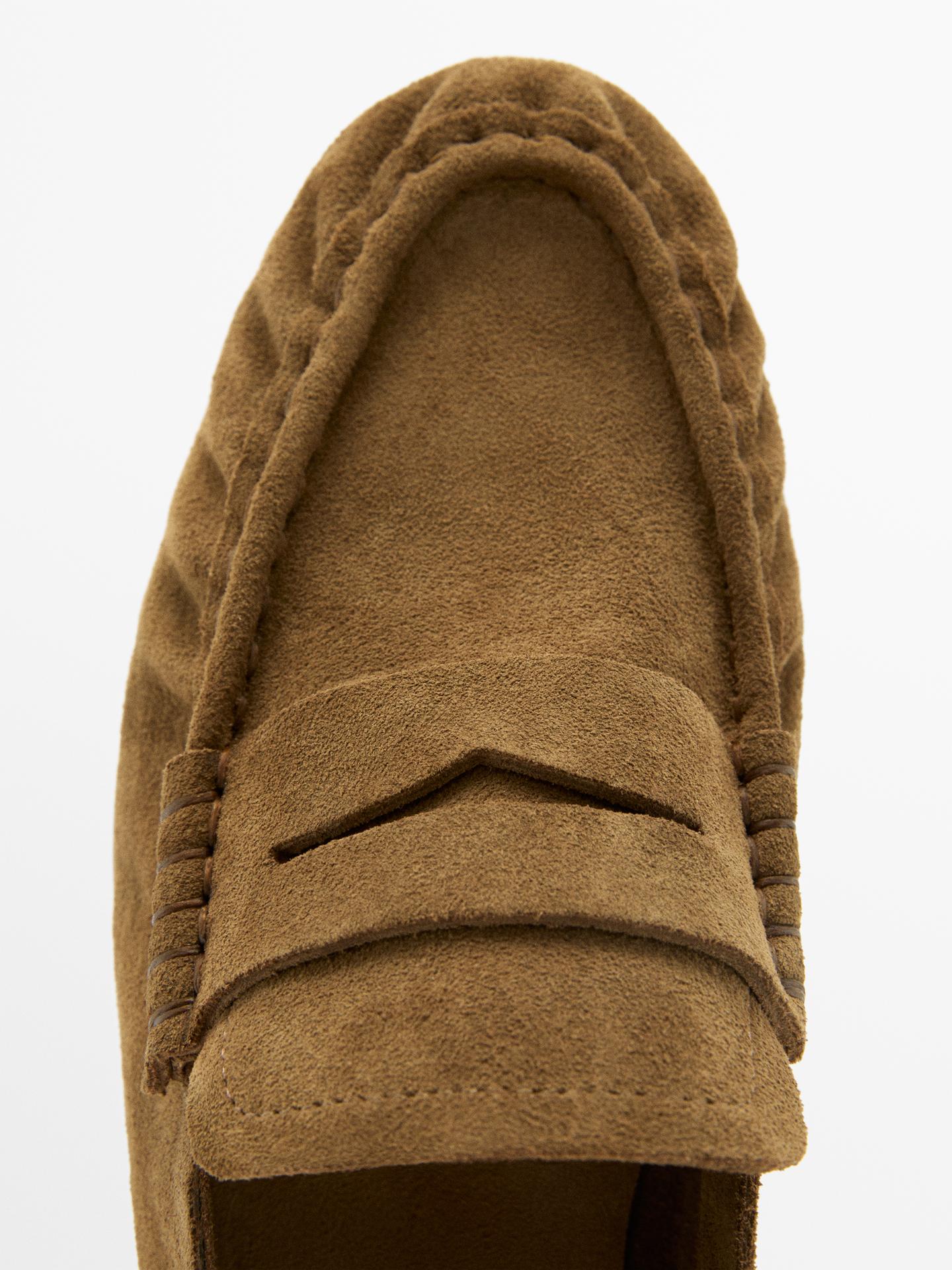 MOCASSINS EN CROÛTE DE CUIR SOUPLE