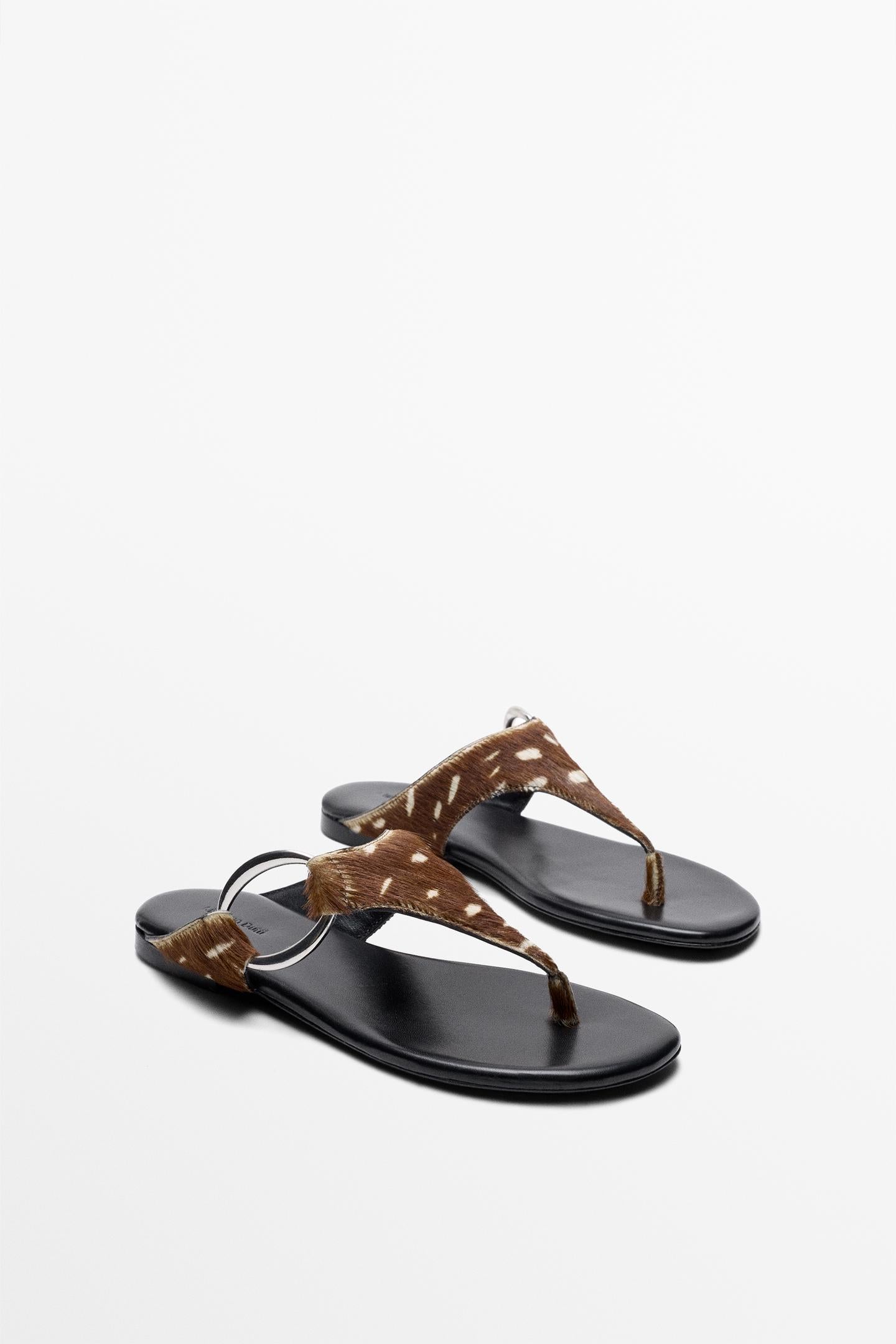 SANDALE PLATE CUIR IMPRIMÉE