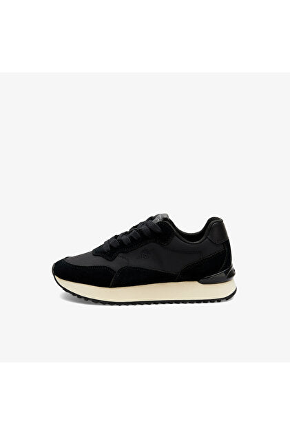 BASKETS EN CUIR